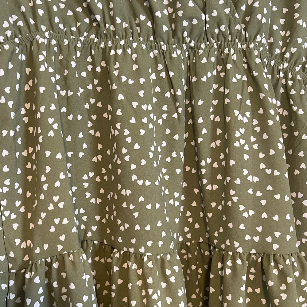 Green V Neck Surplice Neckline Dress with White Hearts - Picture 5 of 7